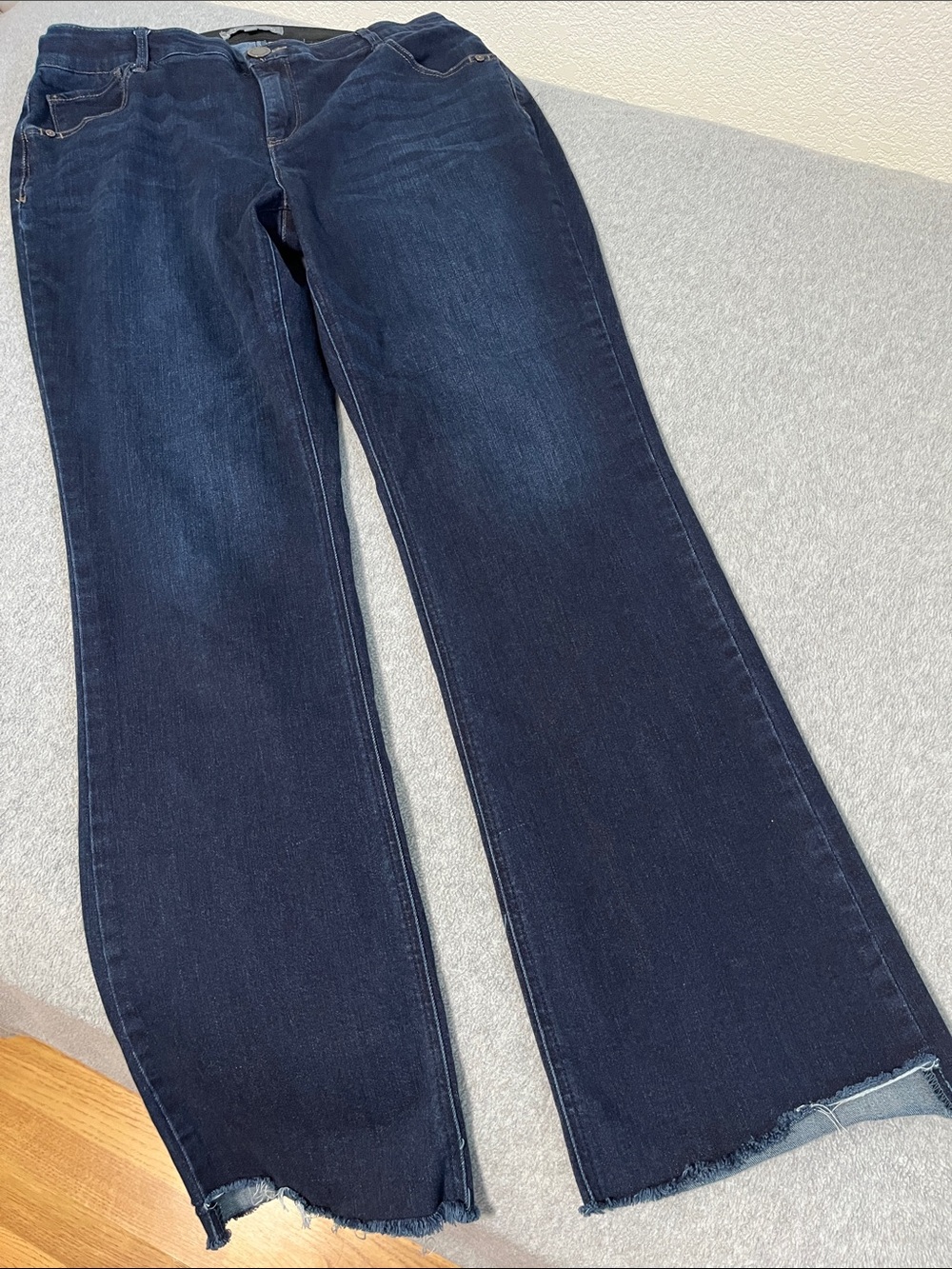 Wit And Wisdom Bootcut Jeans Womens 16 Raw Hem - Picture 1 of 10